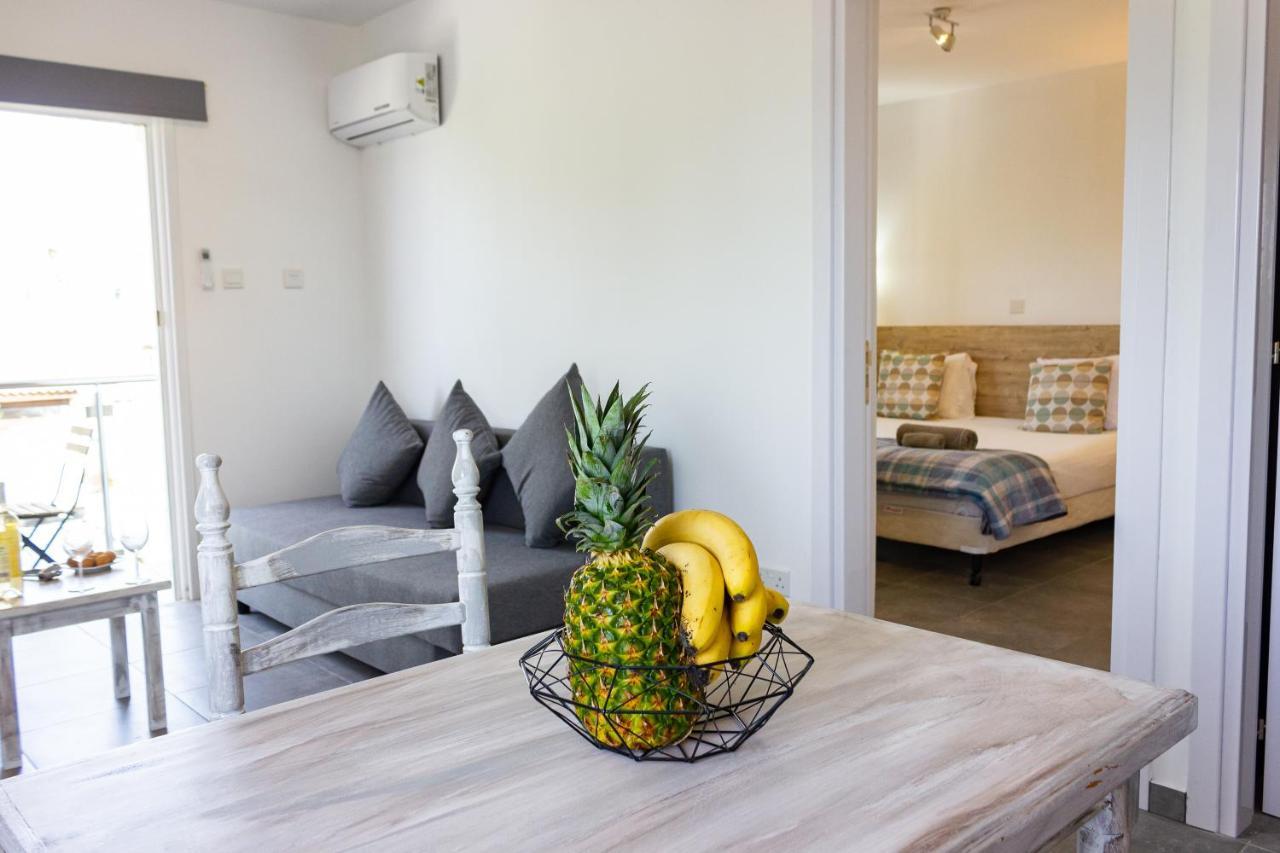 Tikay Holiday Apts Ajia Napa Zewnętrze zdjęcie