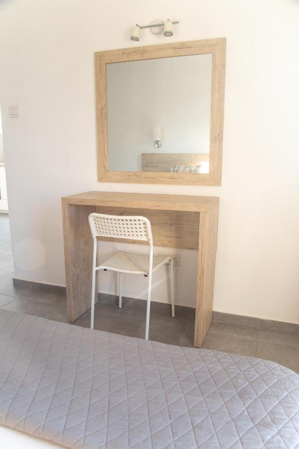Tikay Holiday Apts Ajia Napa Zewnętrze zdjęcie