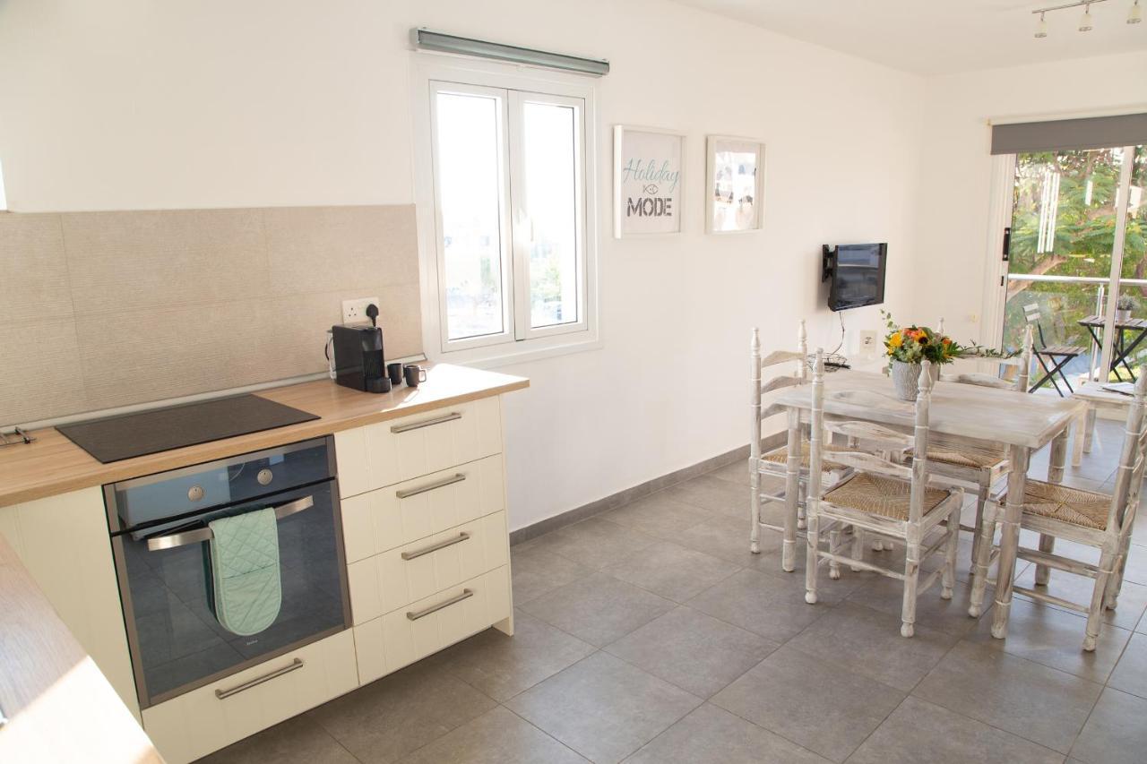 Tikay Holiday Apts Ajia Napa Zewnętrze zdjęcie