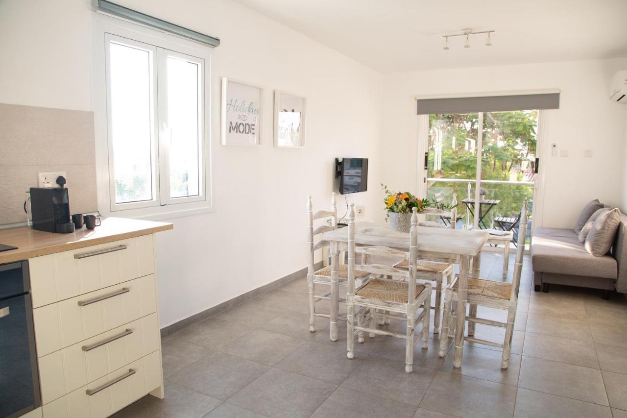 Tikay Holiday Apts Ajia Napa Zewnętrze zdjęcie