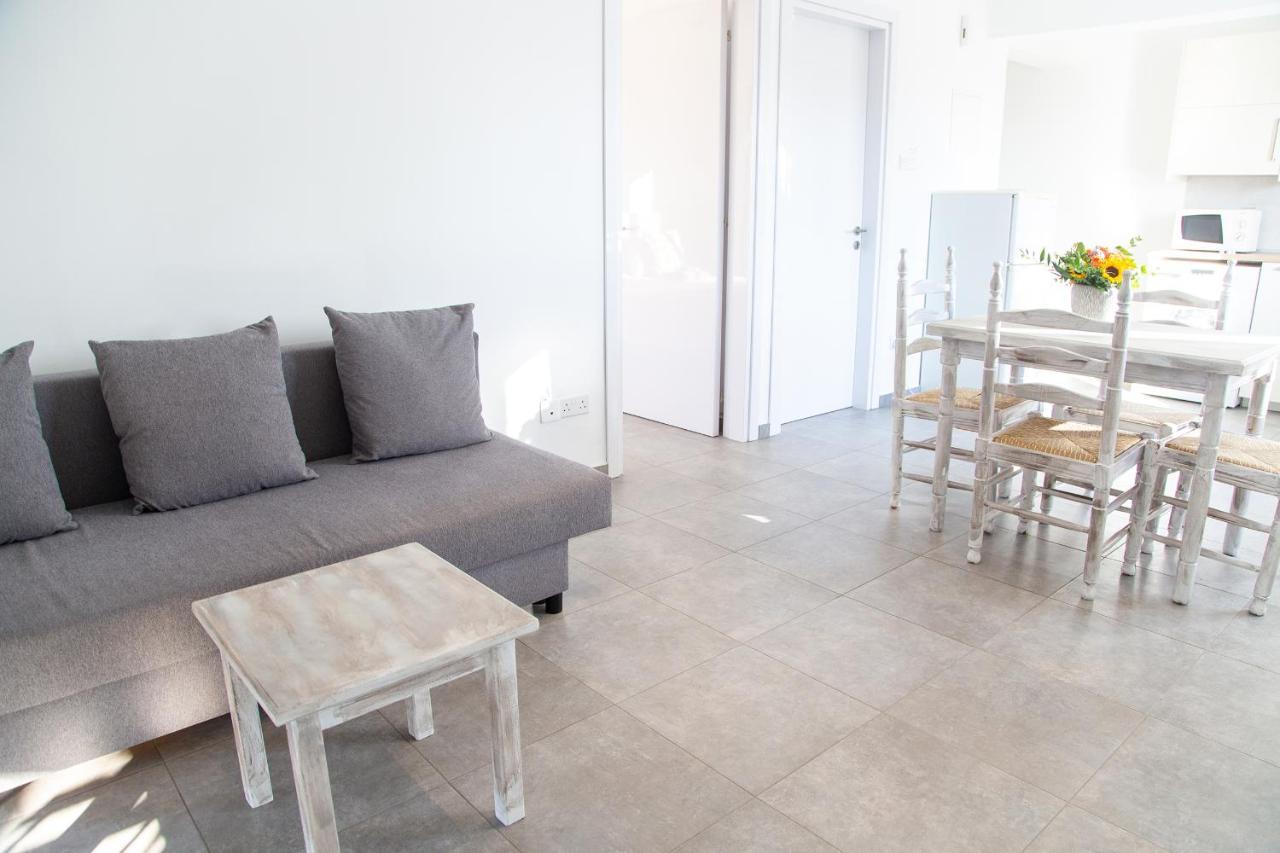 Tikay Holiday Apts Ajia Napa Zewnętrze zdjęcie