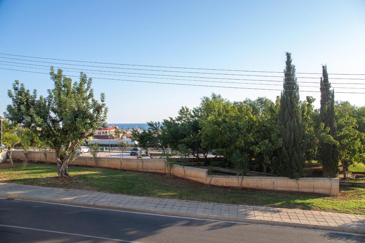 Tikay Holiday Apts Ajia Napa Zewnętrze zdjęcie