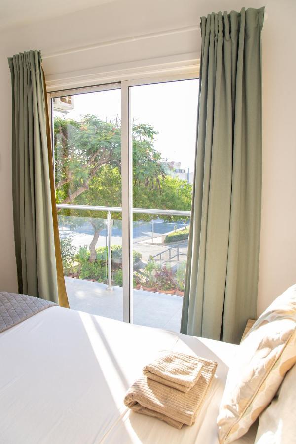 Tikay Holiday Apts Ajia Napa Zewnętrze zdjęcie