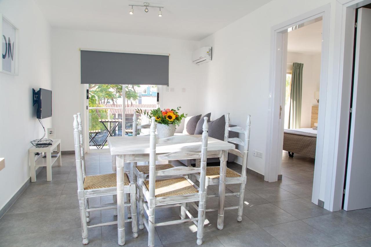 Tikay Holiday Apts Ajia Napa Zewnętrze zdjęcie